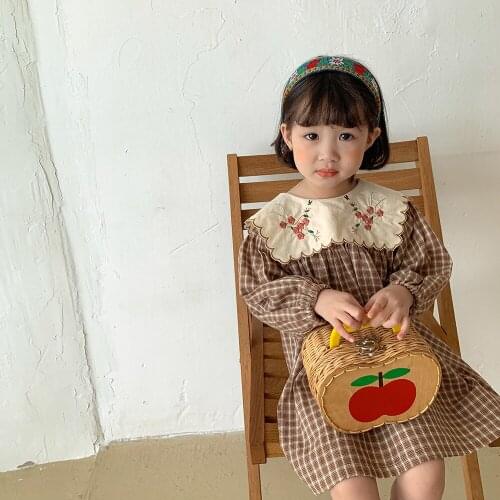 2021 Korean autumn new girl baby cotton large collar embroidered flower dress retro spring and Autumn