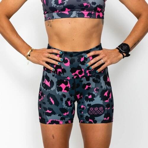 2021 New Pink Safari Tight Running Shorts Womens Tres Pinas Quick Dry Sports Pants Professional Team Ropa Deportiva Mujer Short