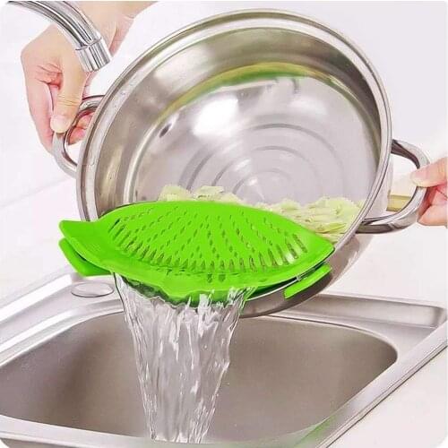 Clip on Strainer for Pots Pasta Silicone Food Strainer Hands-Free Pan Clip-on Kitchen Basket Sieve Drainer Cleaning Gadget