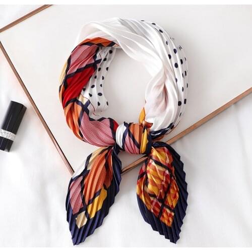 2020 New Lady Hair Scarf Crinkle Print Silk Scarves Square Shawl and Wraps Women Bandana Fashion Female Headkerchief Foulard