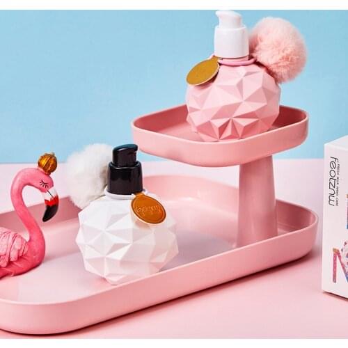 Fragrant Hand Cream Korea Moisturizing Nourishing Anti Chapping Hand Peach Anti Dry Skin Care Whitening Cream TSLM1