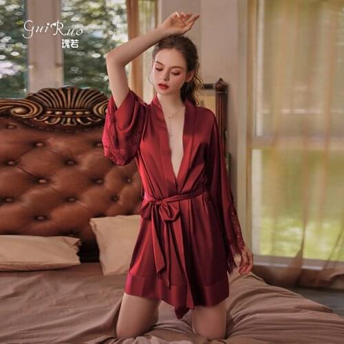 Sexy Satin Kimono Lovely Japanese Uniform Robe Floral Bathrobe Short Robe Nightgown Bathrobe Fashion Dressing Gown for Women