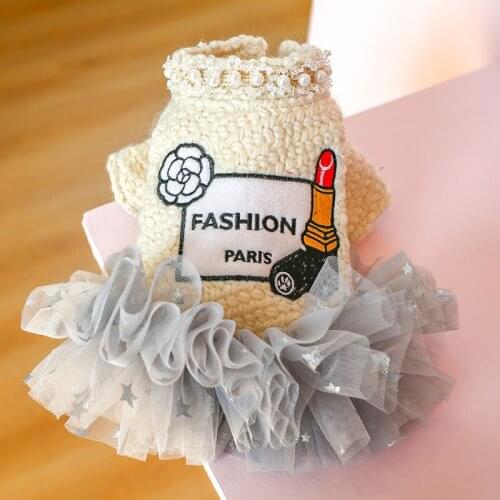Fashion Pet clothes autumn and winter new products warm pearl collar fragrant princess lipstick wool skirt gray star gauze skirt