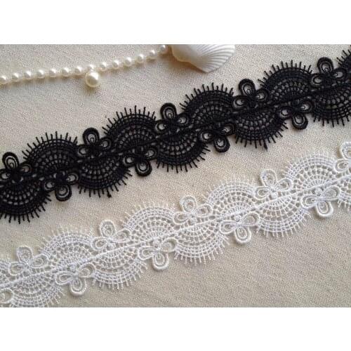 Exquisite Venise Lace Trim with Scalloped design For Veils, Sashes, Necklace, Headbands, Altered Couture
