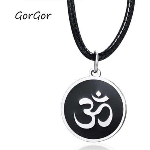 GorGor Necklace Men Stainless Steel Round Card Pendant Leather Cord Braided Simplicity Style Fashion Accessories PN-1287S