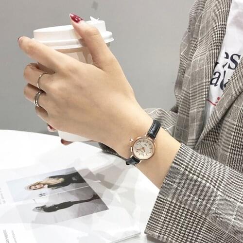 Vintage Women Watches Fashion Simple Small Ladies Wristwatches 2021 Elegant Qualities Female Quartz Watch Women Leather Clock
