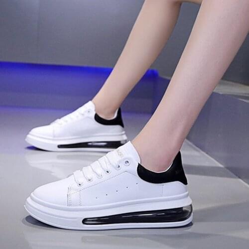 Women Small White Shoes Flat Sneakers Simple Fashion Waterproof Leather Vamp Air Cushion Skateboard Shoe New Casual Walking Shoe