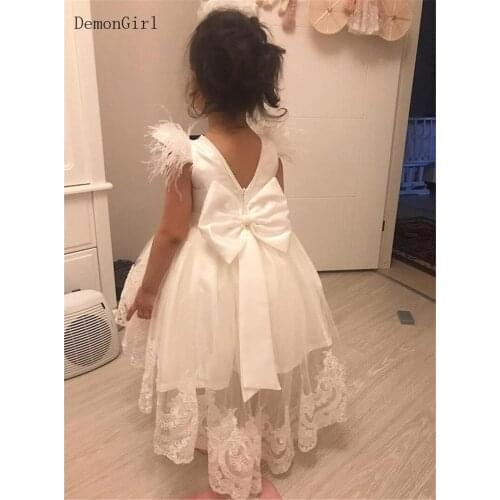 Ivory White Baby Girl Birthday Party Dress Big Satin Bow Feather Sleeves Little Princess Flower Girl Dress for Wedding