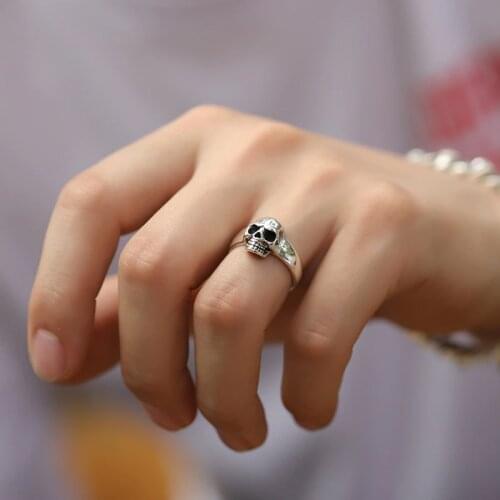 925 silver self-defense ring men and women self-defense wolf self defense multi-functional Skull Ring broken window