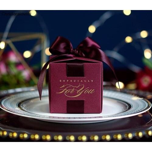 Upscale Wedding Favors Candy Box Baby Souvenirs Gift Box with Ribbon Chocolate Paper Box Beautiful Gift Box for Wedding