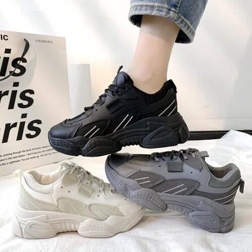 New style outdoor fashion casual sports womens shoes mesh thick-soled non-slip wear-resistant net red womens shoes