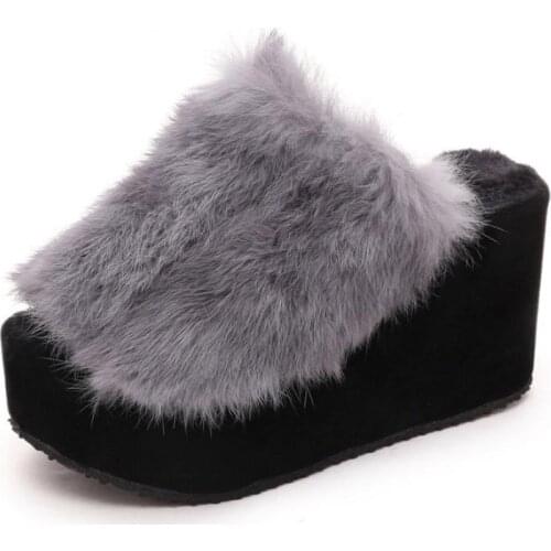 Outdoor Cotton Slippers Female Faux Fur Slippers Women Plush Warm and Comfortable Inside Increase Wedges Shoes Fashion Slippers