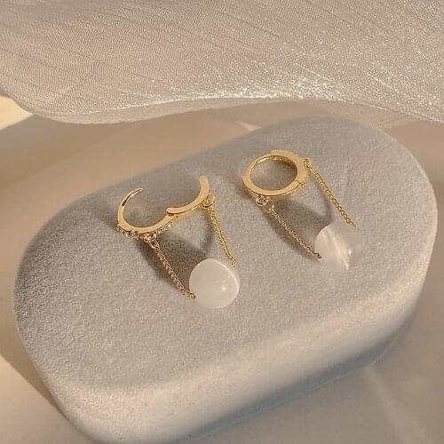 2021 new trendy temperament fashion opal ball ball earrings niche design earrings retro earrings