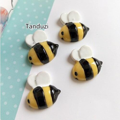 Tanduzi Wholesale 100pcs Kawaii Bees Resins Flatback For Hair Bow Center Baby Hair Bows DIY Resin Cabochon