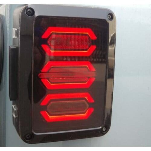 J146 Car Smoke LED Rear Tail Light LED TailLight With Reverse Brake Turn Signal For Jeep Wrangler JK 2007-2016 LANTSUN