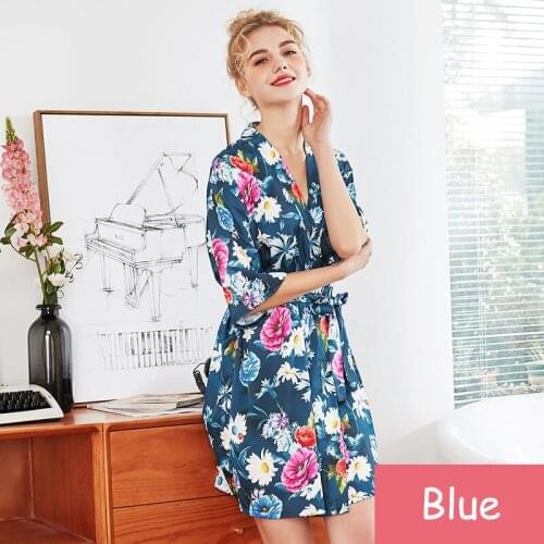 Silk Robe Bathrobe Wedding Bridesmaid Robes Sexy Sleepwear Bride Robes Summer Pyjama Pajamas Female Nightwear Nightgown