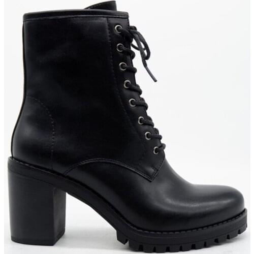 Women casual winter black leather zipper belt temperament thick bottom waterproof thick short boots high heels