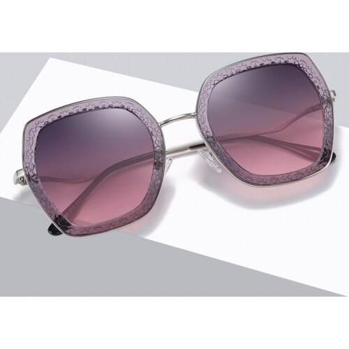 LUOMON Womens Sunglasses with UV400 Polaroid Vintage Square Lenses Fashion Trending Glasses LM2207