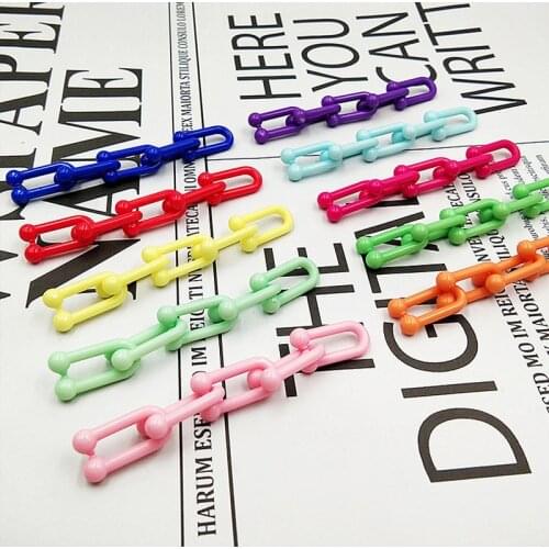 1000pieces 10*17mm Wholesale Multi color Acrylic Twisted candy U shape Chains Beads. Diy charm for woman Jewelry Accessories2021