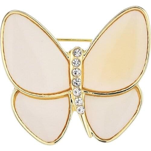 Autumn and winter golden Korean version of acrylic butterfly brooch temperament fashion animal corsage wild suit brooch