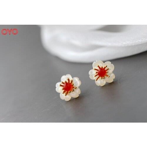 Fashion white shell petal stud earrings with natural southern red agate 925 sterling silver stud earrings