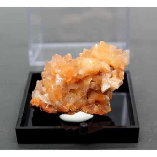 100% Natural Orange Apophyllite Crystal Mineral Specimen Ore Crystal Rock stones and crystals quartz box size 52mm free shipping