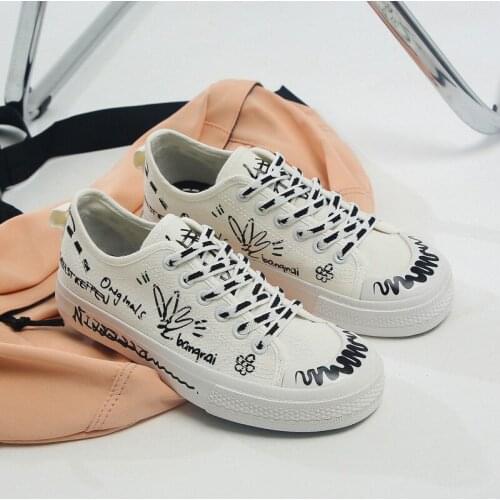 2021 New Women Casual Canvas Shoes Fashion Print Sneakers Summer Trainers Leisure Shoes Flats Lace Up Casual Shoes For Women