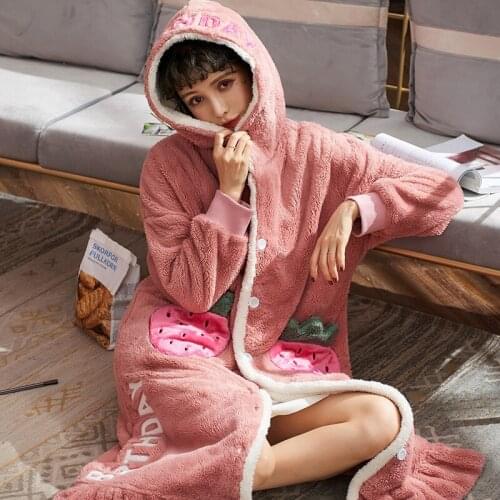Autumn and Winter New Fashion Coral Velvet Pajamas Women Korean Cardigan Hooded Plus Size Loose Thickened Flannel Pajamas