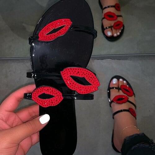 New Fashion comfortable sexy lips outdoor Women summer slippers Roman style wild solid color plus size beach slippers 37-42