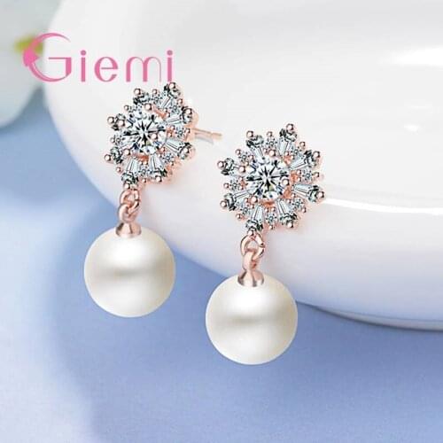 Fast Shipping Flower Shape Crystal Stud Earringsand Cubic Zirconia for Fashion Womens Party Ceremony