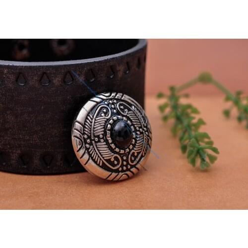 10PCS 30MM FLORAL FEATHER CARVED TURQUOISE FLOWER LEATHERCRAFT CONCHOS LEATHER SHEATH KNIFT BELT WESTERN SADDLE DECOR