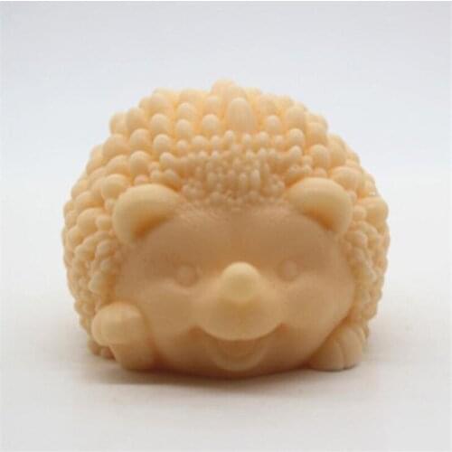 3D Cute Hedgehog Shape Silicone Candle Mold Handmade Soap Making Molds DIY Aromatherapy Clay Crafts Cake Decoration