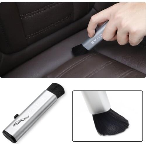 1Pcs Car Indoor Cleaning Brush Retractable Artificial Wool Small Brush For Jaguar E-Pace I-Pace X S F XF XE XJ XK XFR XEL XFL