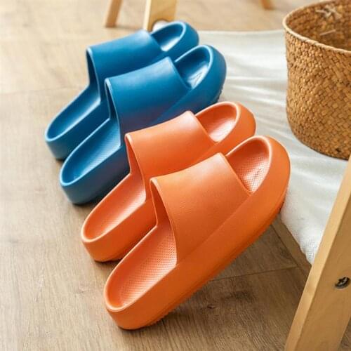 Thick Sole House Slippers Men Women Non-slip Bathroom Footwear Boys Girls Lovers Flip Flops Summer Beach Sandals