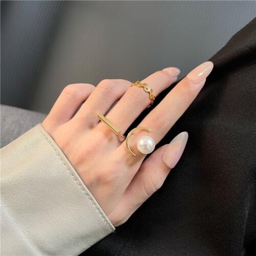 Metal Suit Pearl Ring South Korean Style Personality Style Restoring Ancient Ways Is Elegant Finger Ring Women Jewelry Party