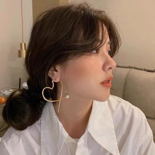 Sweet Pearl inlay Big Bircle Semi-arc Hoop Earrings Wild simple Temperament Pendientes For Women Exaggerated Big Circle Earrings