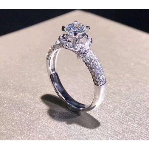 Unique and creative new gold-plated inlaid round crystal ring classic charm luxury ladies anniversary engagement silver jewelry