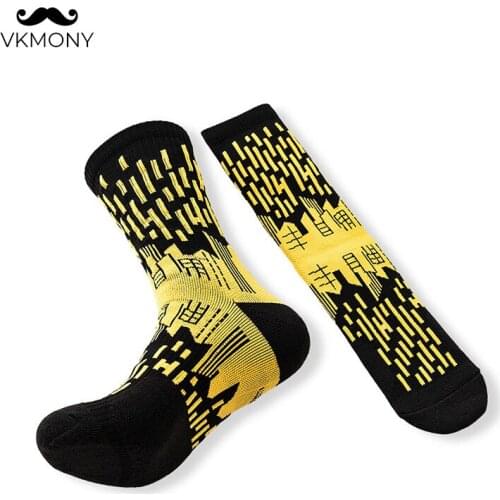 Men athletic socks Twill pattern man basketball socks colorful Sweat sport socks VKMONY