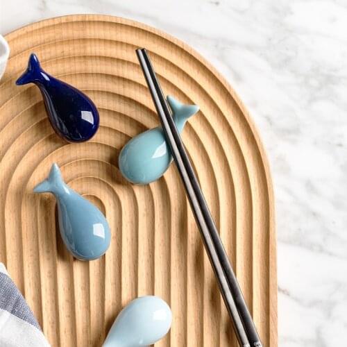 Whale Ceramic Chopsticks Holder Home Hotel Kitchen Tableware Tray Decoration Cute Japanese Spoon Shelf Ceramics Ornament