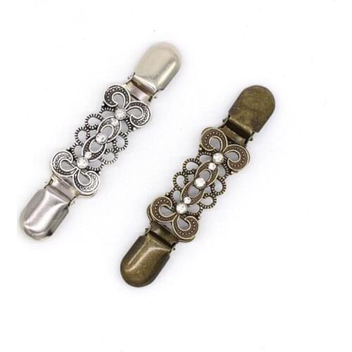 Rhinestone Buckle Shirt Sweater Collar Duck Clip For Clothes Decoration Metal Buttons Flexible Beaded Pearl Pin Brooch 1pcs