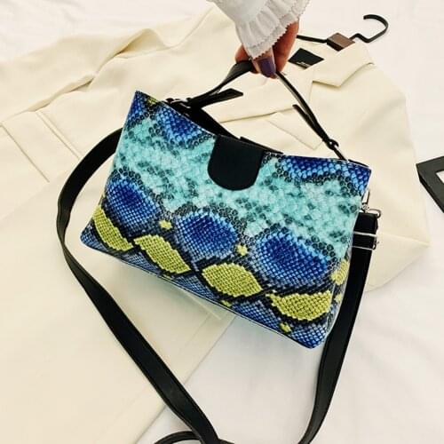 Snakeskin Women Shoulder Messenger Bag PU Leather Retro Square Crossbody Pouch Youth Ladies Simple Versatile Bag