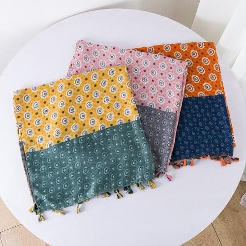 Fashion Autumn Women Cotton Viscose Scarf Small Dot Floral Patchwork Hijab Shawls and Wraps Female Foulard Echarpe Bandana Capes