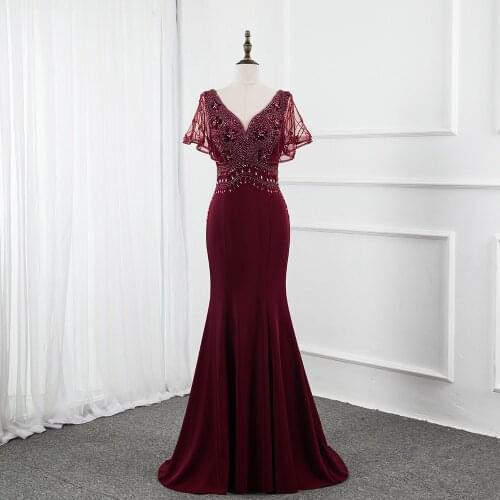 YQLNNE Elegant Burgundy Long Evening Dresses V Neck Mermaid Crystals Beaded Formal Women Party Dress Evening Gown