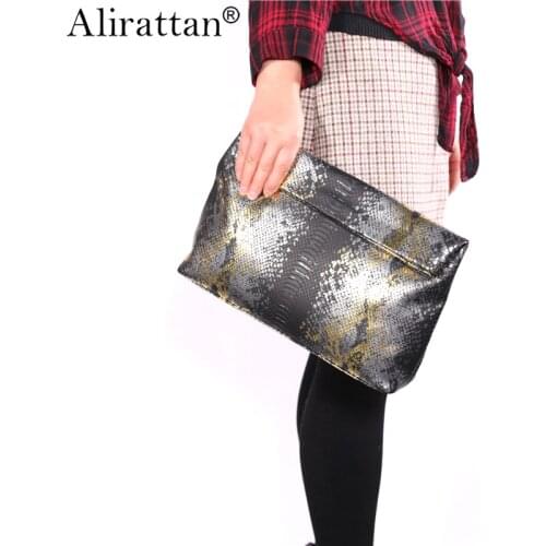 Alirattan New Trendy Women Envelope Bag Fashion Pouch High Quality Crocodile Python Pattern Clutch Retro Travel Wallet Party Bag