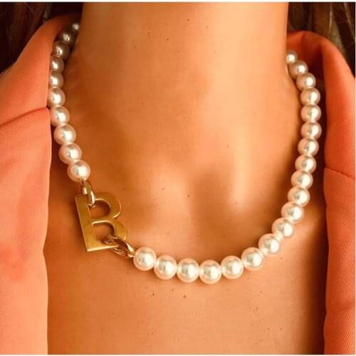 Big Pearl Chain Chokers For Women Single Layer Alloy Letter Pendant Collar Party Jewelry Gifts Statement Collier Punk Necklace