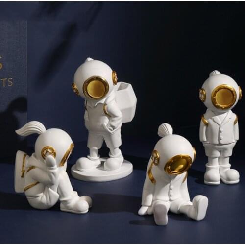 Resin Astronaut Figurines Space Astronaut Boy Gril Birthday Party Decorations Home Decor Miniatures Cute Diver Astronaut