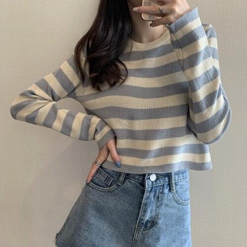 Fashion Contrast Color Striped Knitted Sweater Women Loose All-match Long Sleeved Crop Top