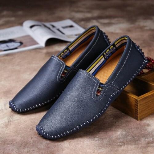 2021 Italian Mens Shoes Outdoor Casual Men Loafers Moccasins Flats Man Breathable Slip on Boat Shoes Driving Shoes Leisure Walk