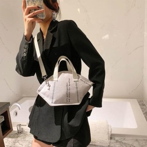 Womens Mask Style Handbag Fashion Trendy Ladies Shopper Bag Unique Design Trendy Shoulder Bags Black/ White S/L