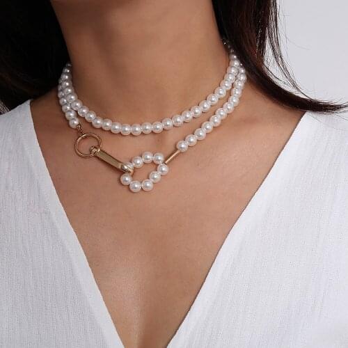 Delicate Imitation Pearl Chain Necklace Can be Layered Big Lobster Clasp Pendant Pearl Necklace Unique Beaded Jewelry for Women